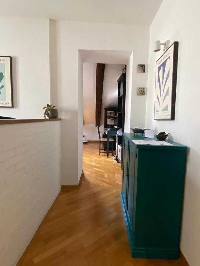 Rive Apartment *